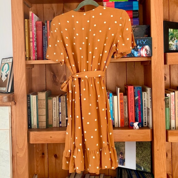 Polka dot Belted Summer Dress - Picture 3 of 5